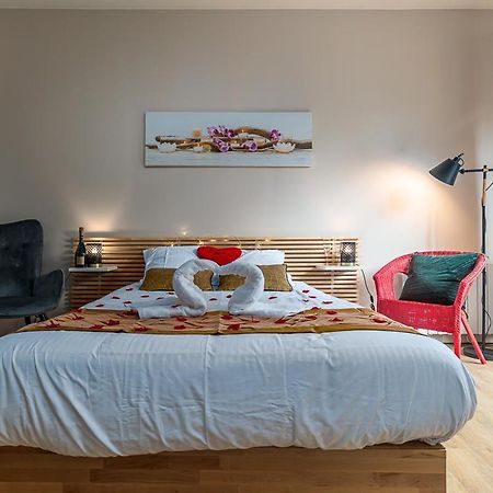 Havre De Paix Jacuzzi Apartment Asnieres-sur-Seine Luaran gambar